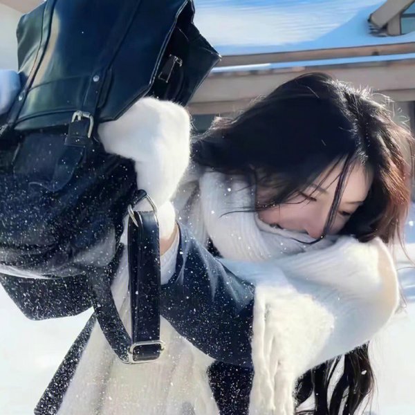 新爱的世界 海报